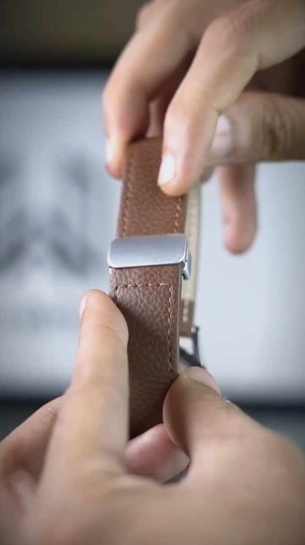 TOMI T-024 Magnetic Strap Luxury Watch Black Edition Quartz Unisex Timepiece Sevensi